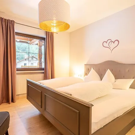 Residenz Schatz Apartamento Oetz